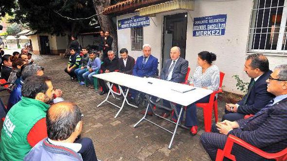 Vali Coşkun'dan engelli derneklerine ziyaret