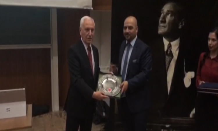 Köln'de "21. Yüzyılda Türkiye" konferansı