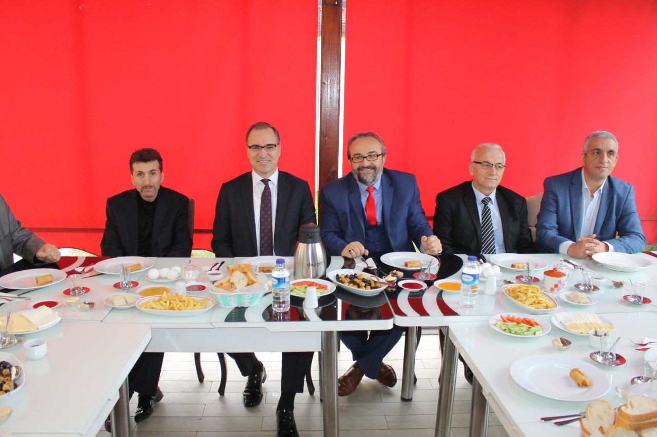Artvinliler Emiroğlu’nu ağırladı