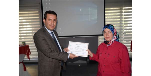 Engelli Bakım Kursiyerleri Sertifikalarına Kavuştu