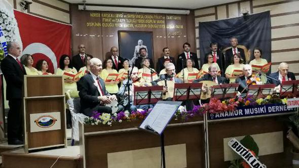 Atatürk’ün sevdiği şarkılar büyüledi