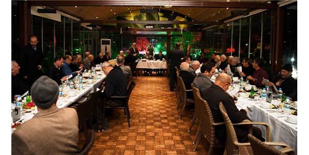 Başkan Üzülmez'den Camii Dernek Başkanlarına Destek