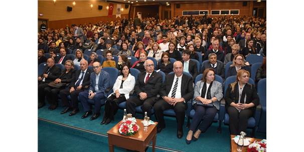 Atatürk'ün Sevdiği Şarkıların Notaları Mersin'den Yükseldi